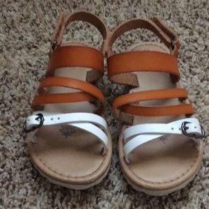 Old Navy Girl Sandal EUC Sz 9
